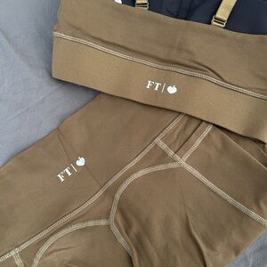 For the peach workout set